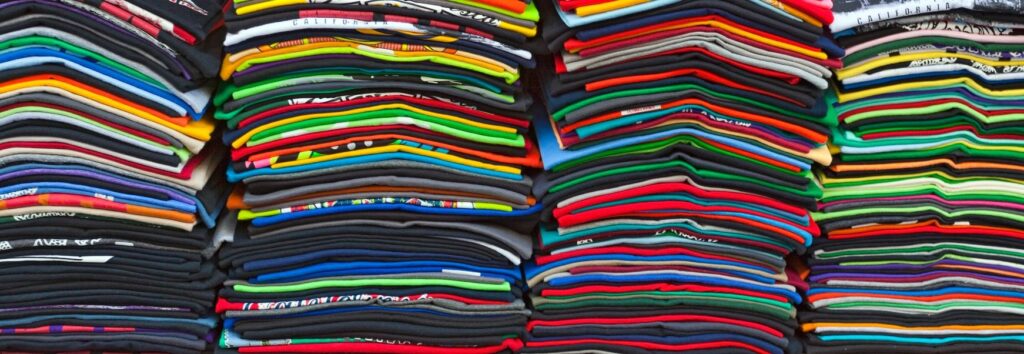 Gildan 5000 vs Gildan 2000 — Which T-Shirt is Right for Your Order?
